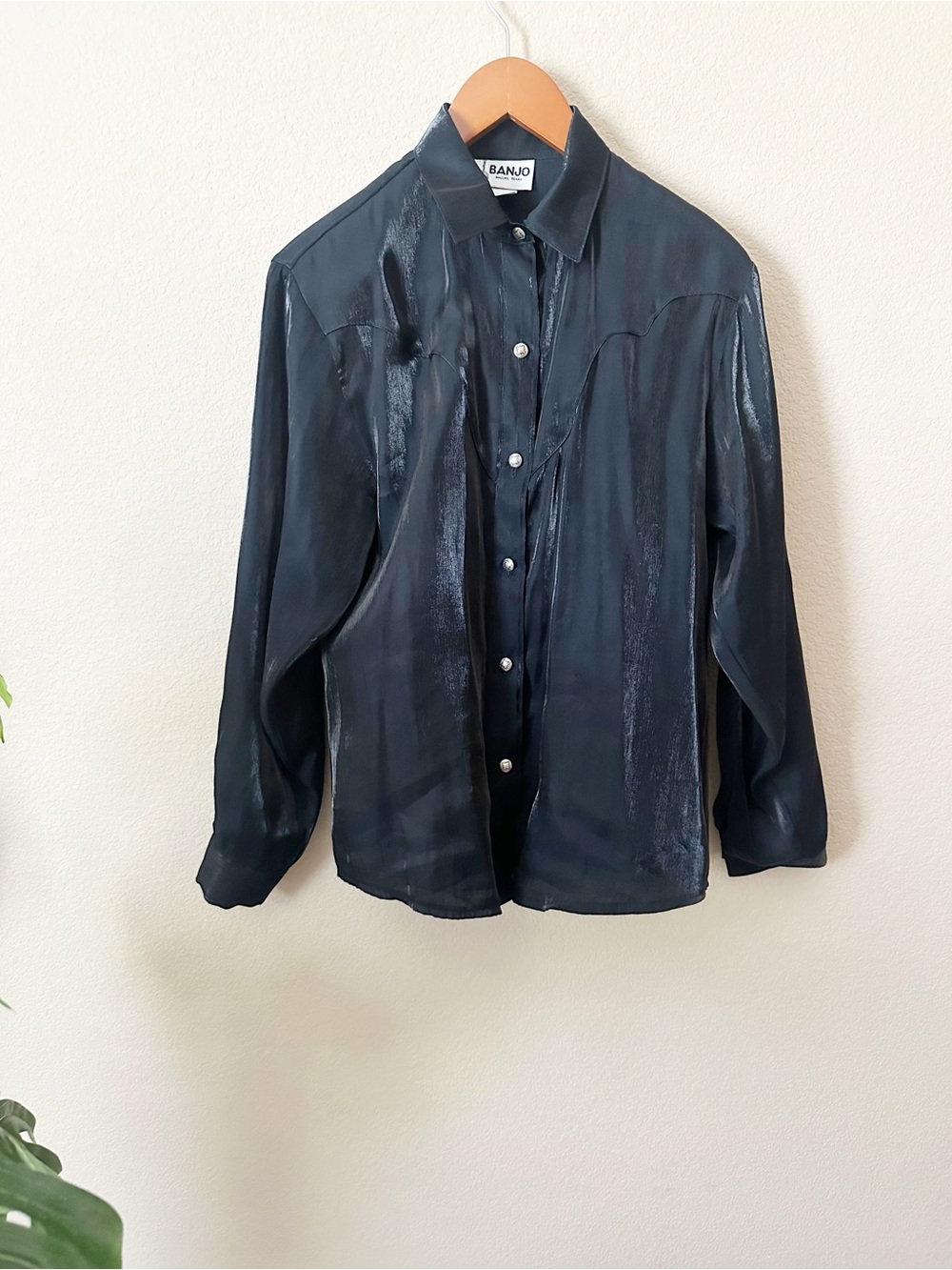 Banjo Dallas Texas Vintage Western Shiny Black Blouse M